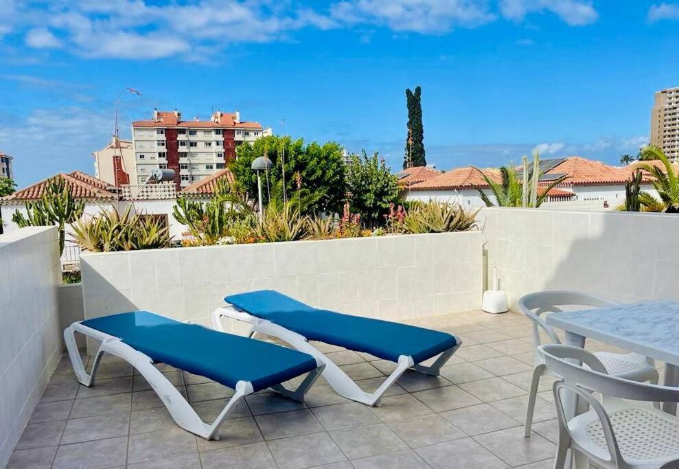 Comfy Home With Large Terrace Five Minutes From Ocean ロスクリスティアーノス エクステリア 写真